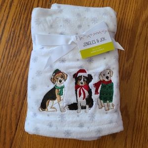 👀50% OFF🐕🎄 NWT‼️ Jingles & Joy brand Seasonal Pair of Hand Towels
